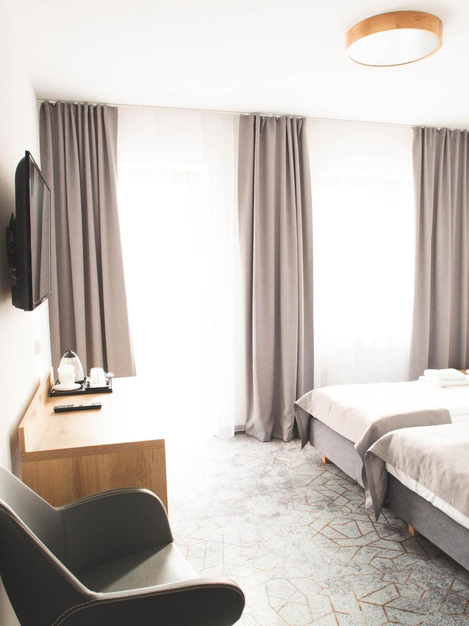 Hotel Beskidian แวงก์เยียร์สกา กูร์กา ภายนอก รูปภาพ