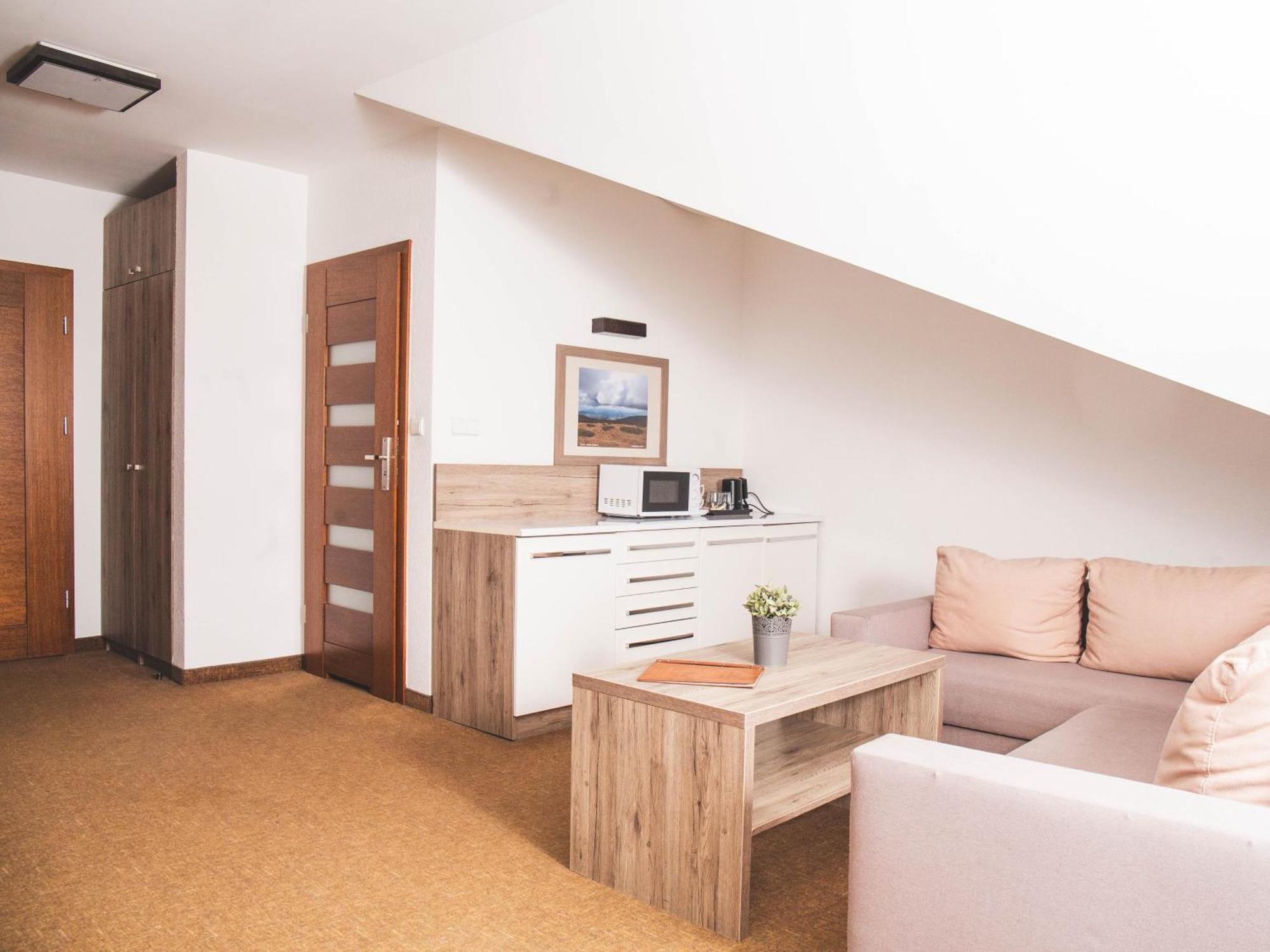 Hotel Beskidian แวงก์เยียร์สกา กูร์กา ภายนอก รูปภาพ
