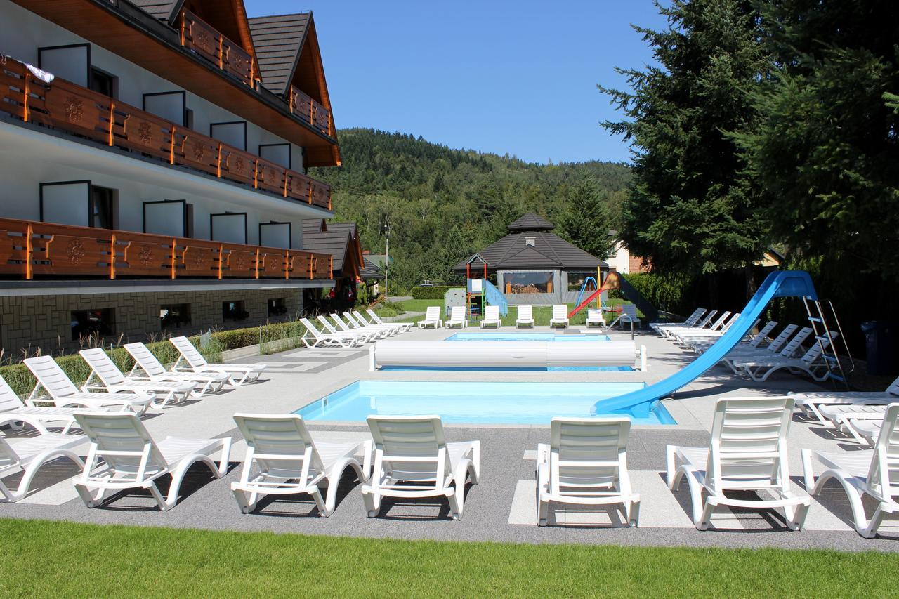 Hotel Beskidian แวงก์เยียร์สกา กูร์กา ภายนอก รูปภาพ